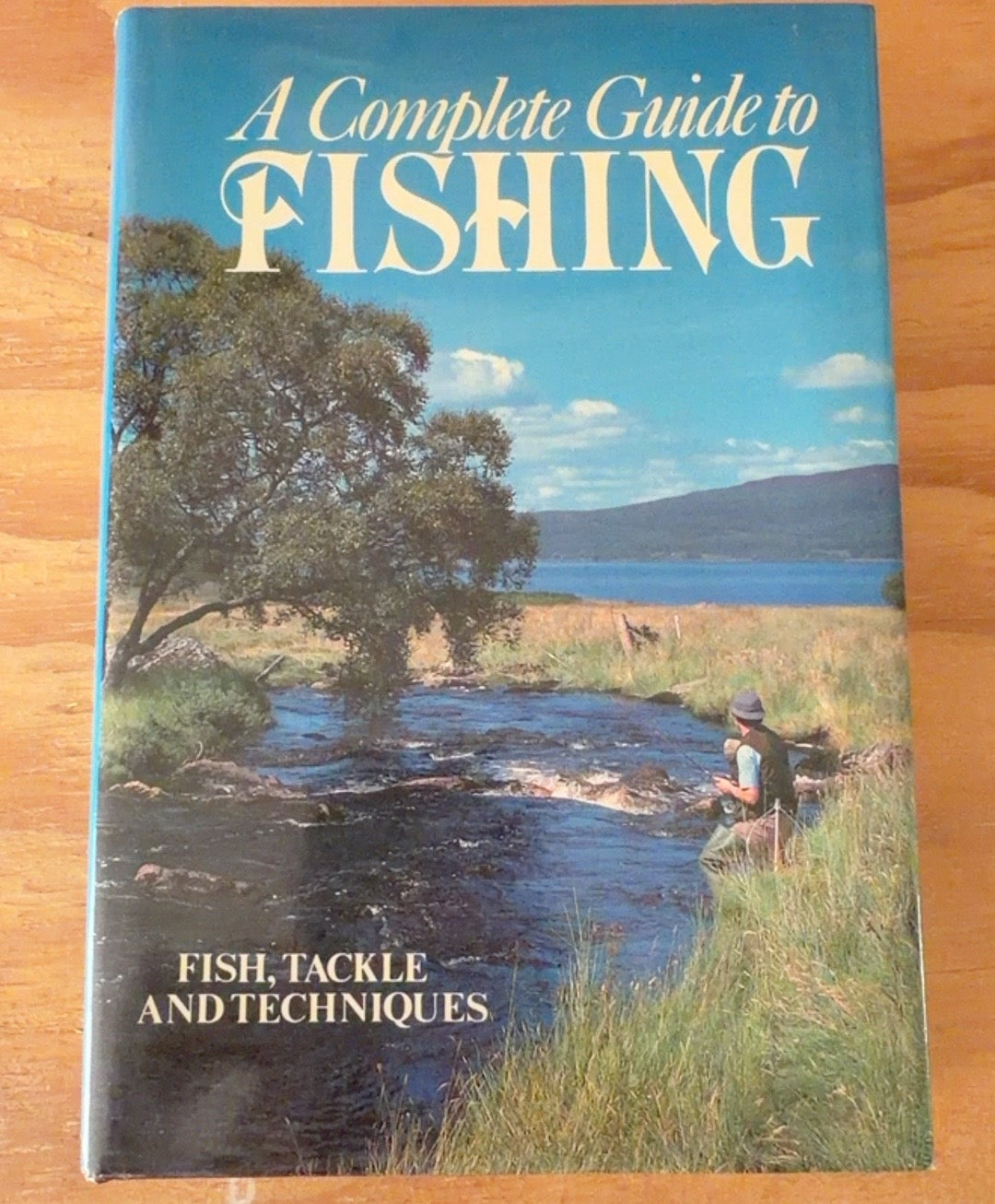 A Complete Guide to Fishing vintage hardback book front cover