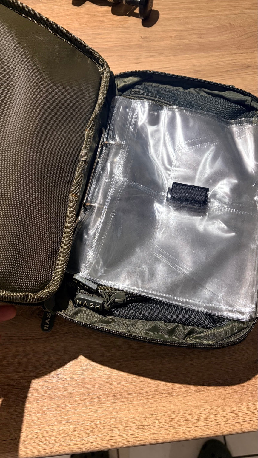 Nash Multi-Rig Pouch clear internal rig wallets