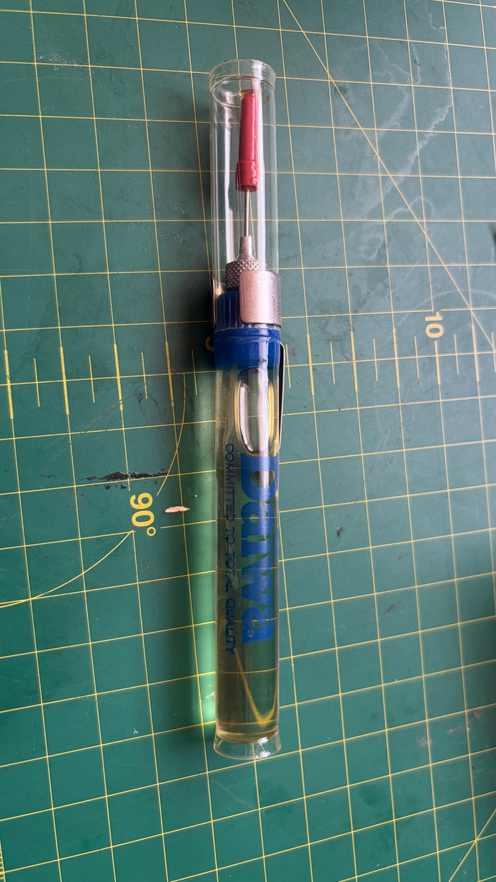 Vintage Daiwa Reel Oil – Precision Oiler in Clear Tube